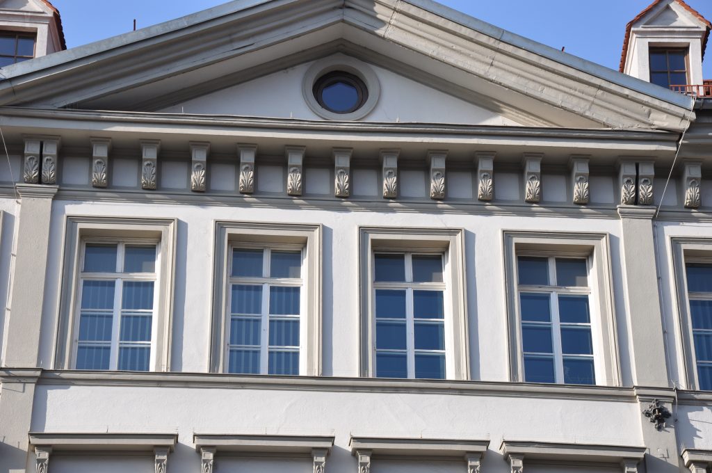 Fassade Rathaus Vorderansicht oberer Geäudeteil